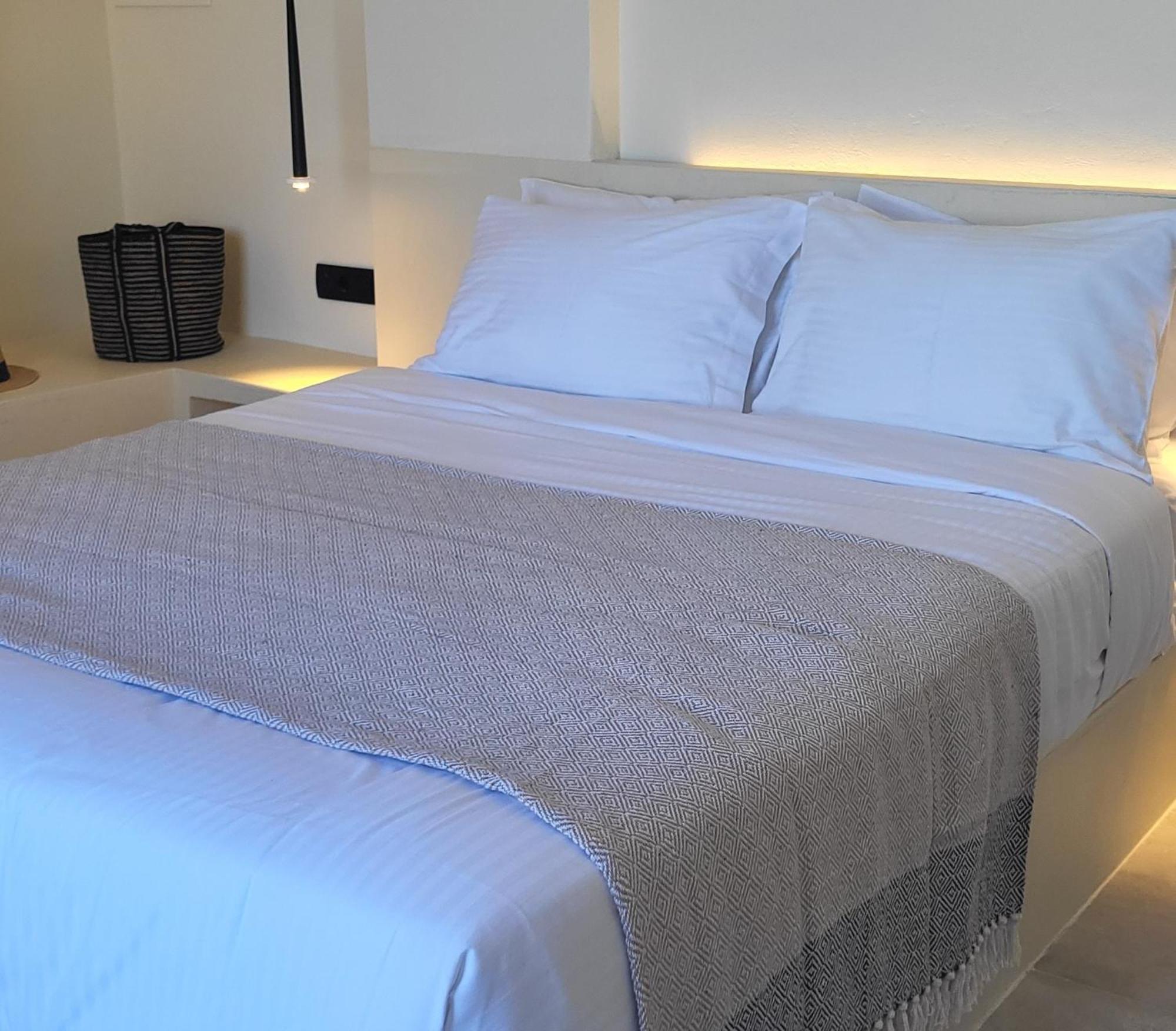 Maeva Suites Santorini Pyrgos Kallistis Luaran gambar