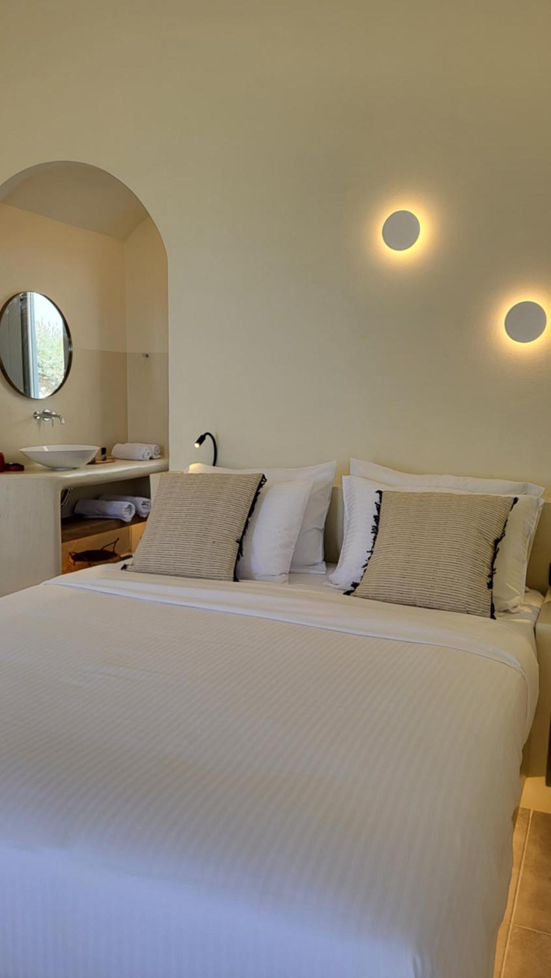 Maeva Suites Santorini Pyrgos Kallistis Luaran gambar